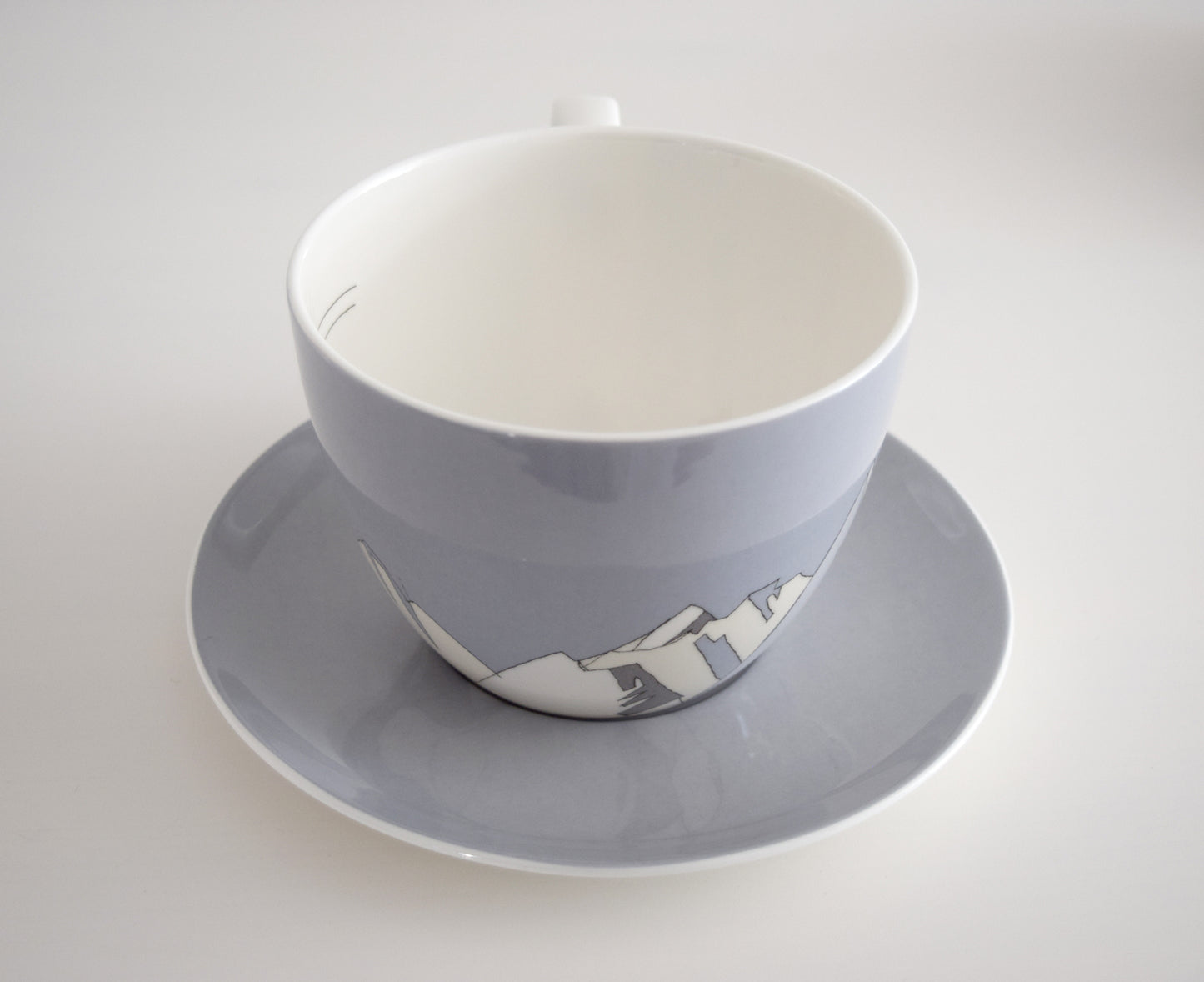 Bone China und Untertasse Tasse Waxenstein 550ml